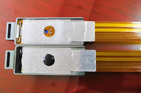 铝片粘FPC电路板