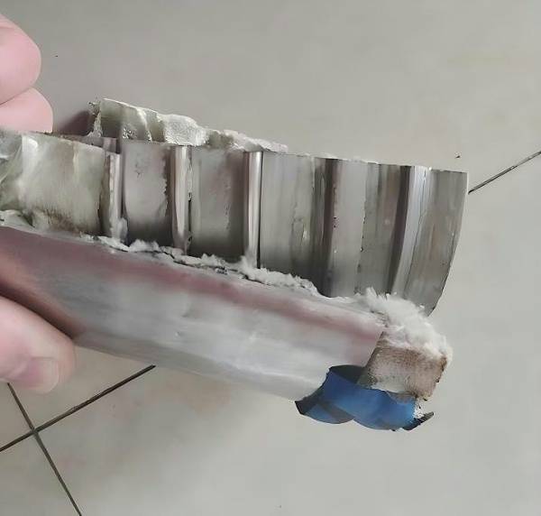 不锈钢粘不锈钢