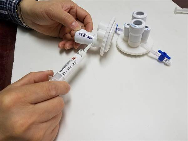 硅胶粘ABSKJ-998-8W应用案例