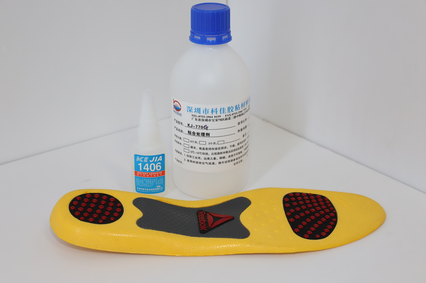硅胶粘塑料