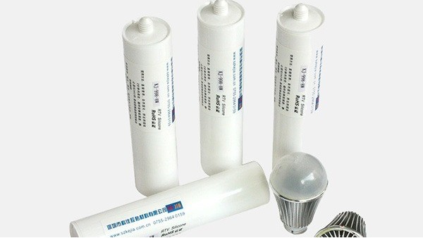 慢干硅胶胶水粘硅胶与PC的耐高温性能分析-硅胶粘塑料胶水