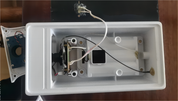 太阳能板粘ABS壳体KJ-998-3T硅胶胶水应用案例