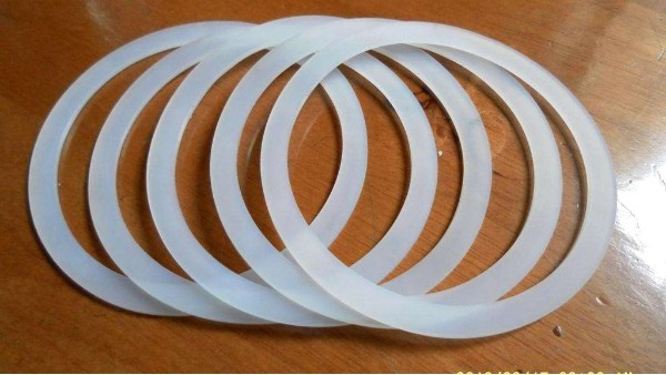 没用对液态硅胶处理剂会导致产品有杂质，色斑怎么办