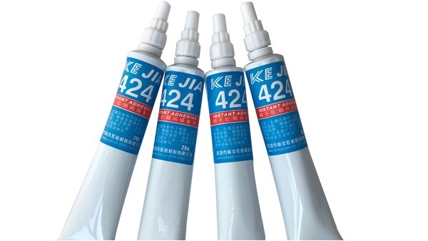 塑料跟金属用什么胶水粘接效果好呢